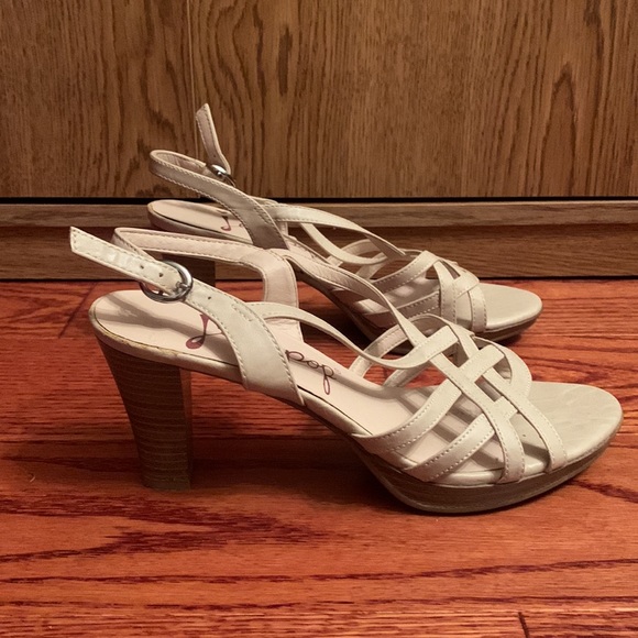 Jelly pop beige heeled sandals - Picture 4 of 11
